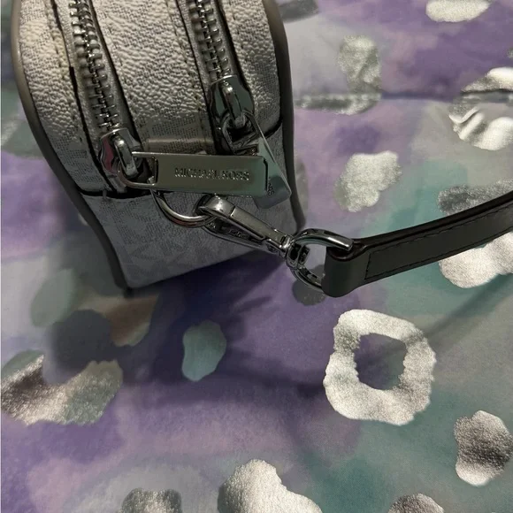 Michael Kors Cream and Gray MK Logo Crossbody Bag - Picture 4 of 4